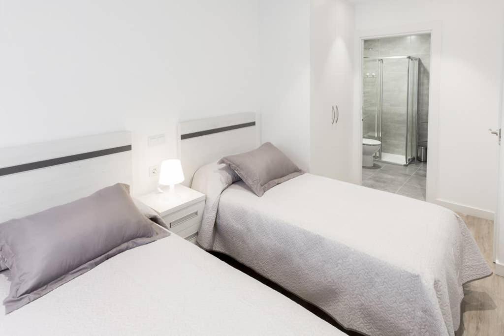 Apartamento 1º B - Apartamentos La Catedral Logroño Esterno foto