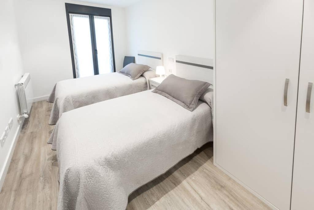 Apartamento 1º B - Apartamentos La Catedral Logroño Esterno foto